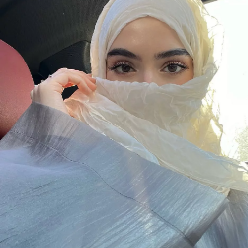 YUSRA G.