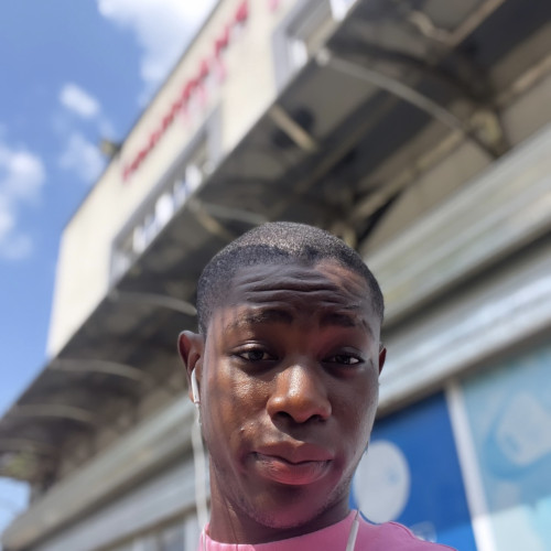 Adegheosa e. profile photo