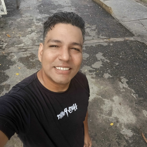 Klever R. profile photo