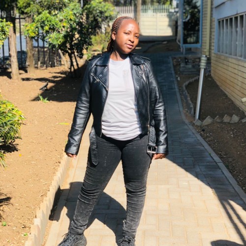 lindiwe r.