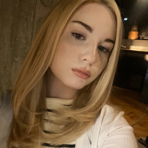 Nika Z.