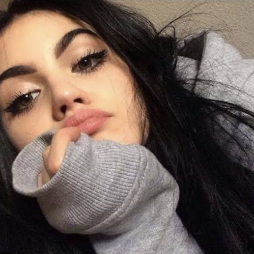 Melly  L. profile photo