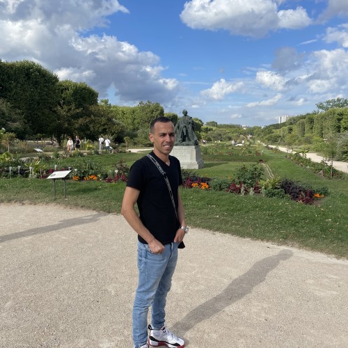 Osin  C. profile photo