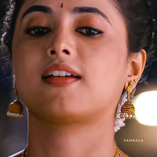 Shreya S.