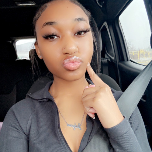 Jalynn R.