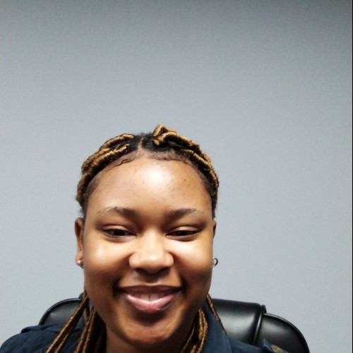laura m. profile photo