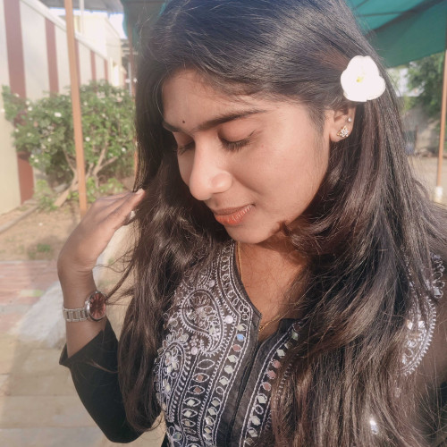sowmiya s. profile photo