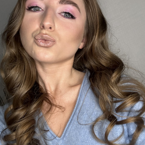 Alice  R. profile photo