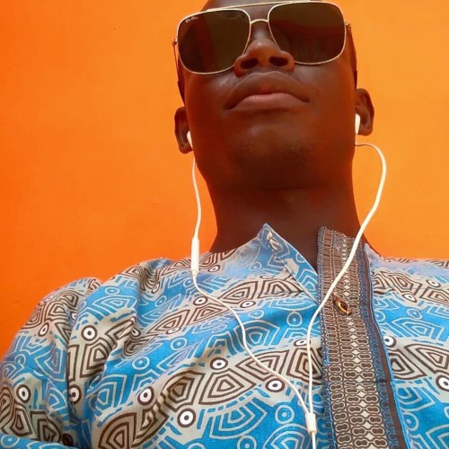 Oluwatosin u. profile photo