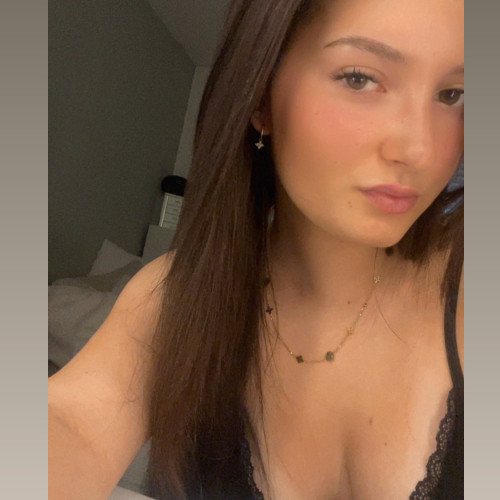 Mia D. profile photo