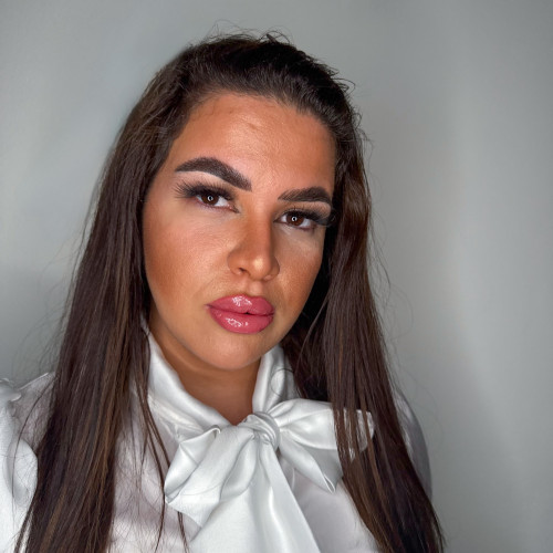 Julia B. profile photo