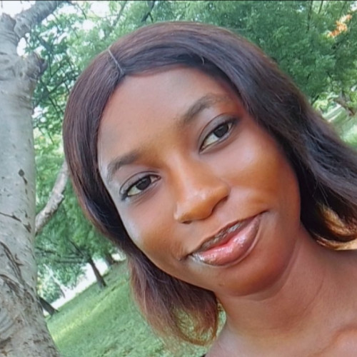 Esther O. profile photo