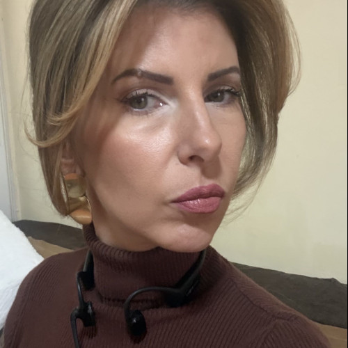 Nikole e. profile photo