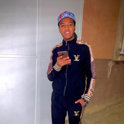 Amine L.