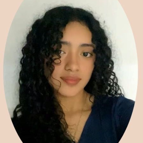 Constanza T.