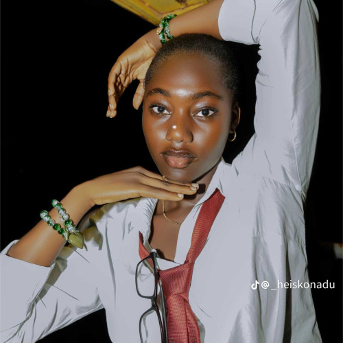 dora b. profile photo