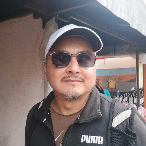 Rafael Andres V. profile photo