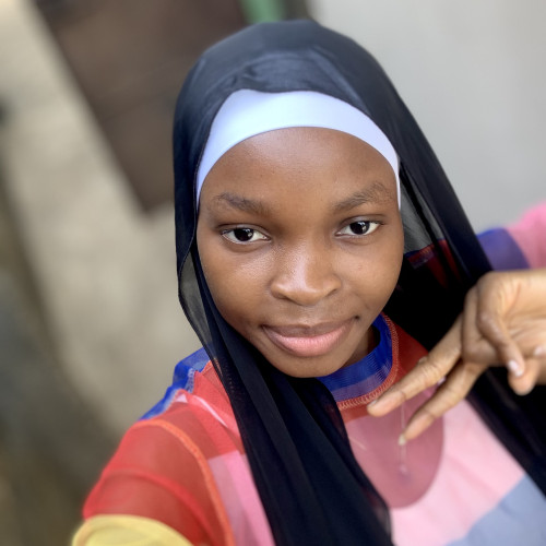 OyinAura  O. profile photo