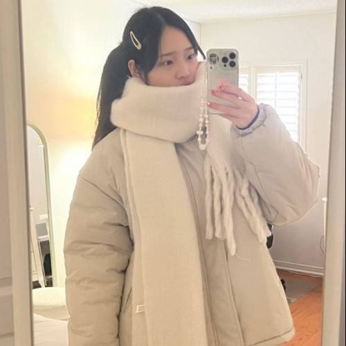 Kim Y.