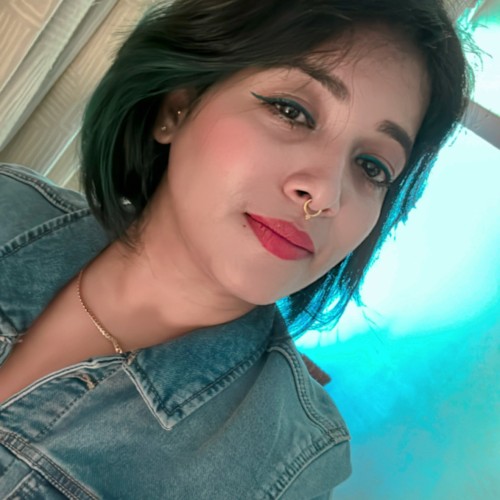Maya  H.