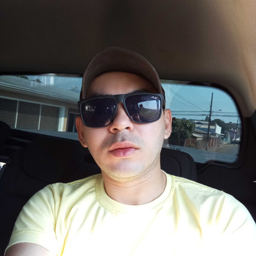 Luis r.