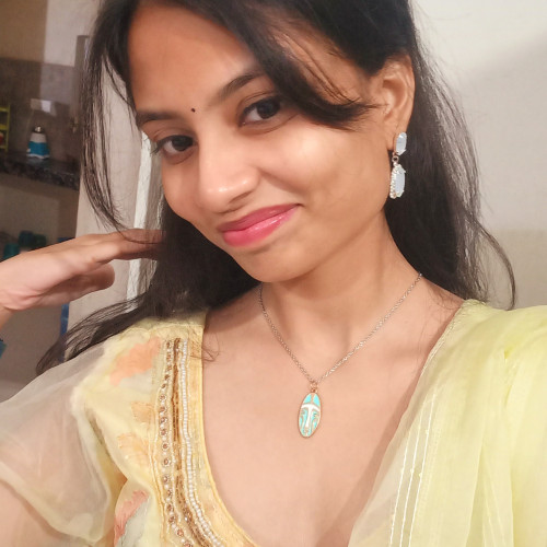 laila r. profile photo