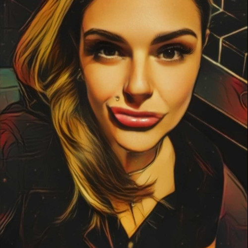 eleni q. profile photo