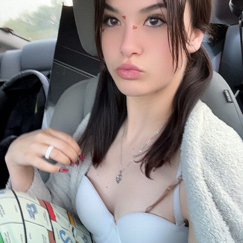 lia t. profile photo
