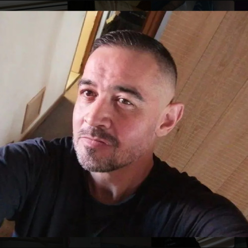 Olivier J. profile photo