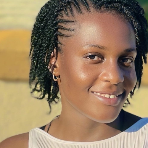 Noreen love🥰🥰 j. profile photo