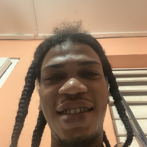Junior W. profile photo