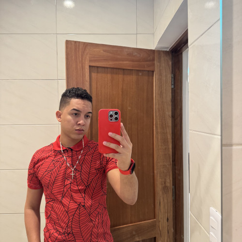 Starlin L. profile photo