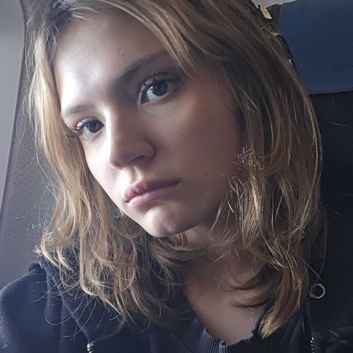 Ema D. profile photo