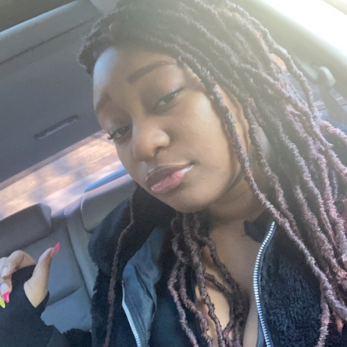Niya L.