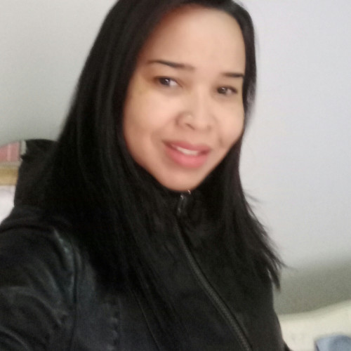rina r. profile photo