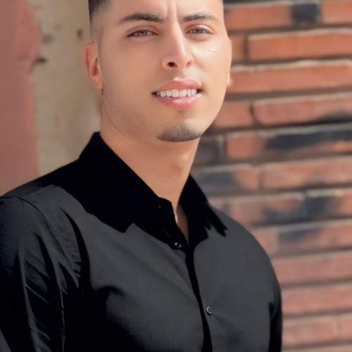 amine e. profile photo