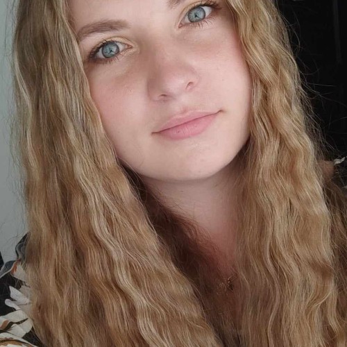 Agathe  .