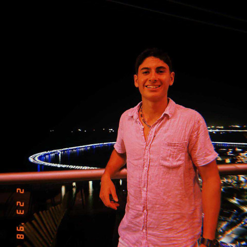 Hugo Tadeo R.