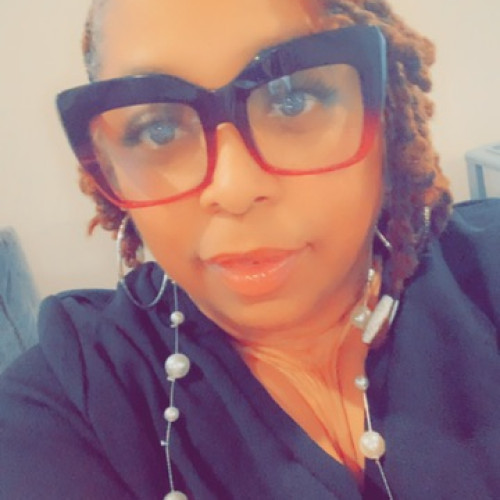 Queenie C.