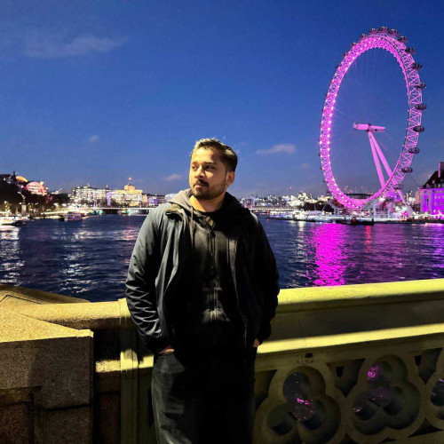 Raza e M. profile photo