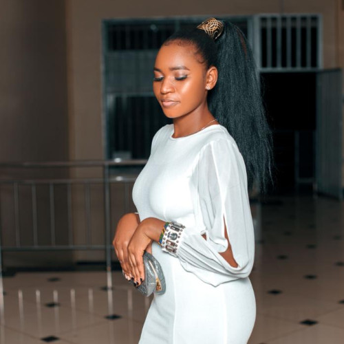 Zuhura J. profile photo
