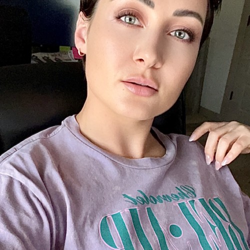 Julia L.