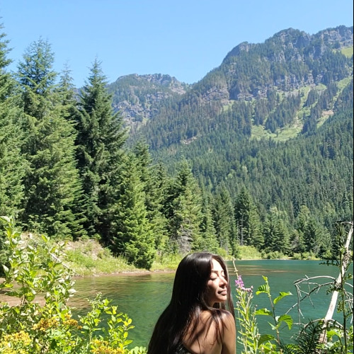 Christina w. profile photo