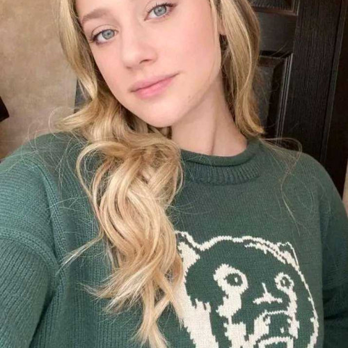 Angelina S.