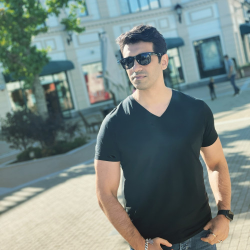 Parth G.