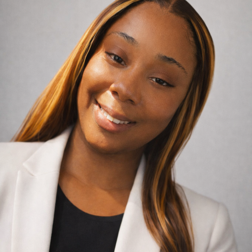 Victoria h. profile photo