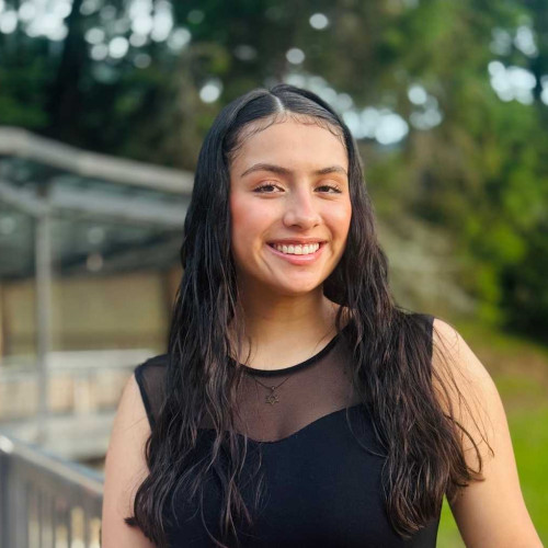 Veronica R. profile photo