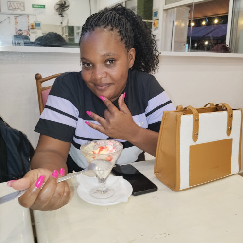 Annah  M. profile photo
