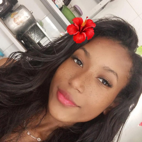 Luana R. profile photo