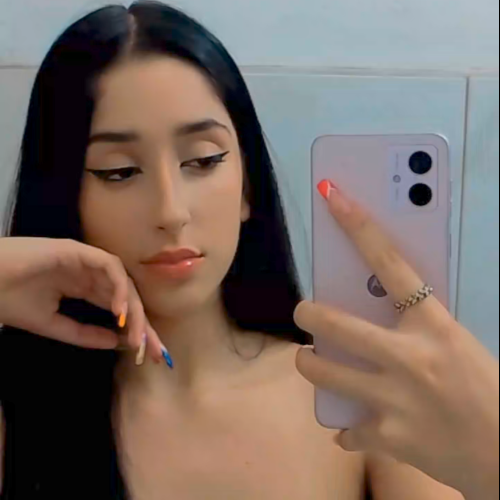 Manuella F. profile photo
